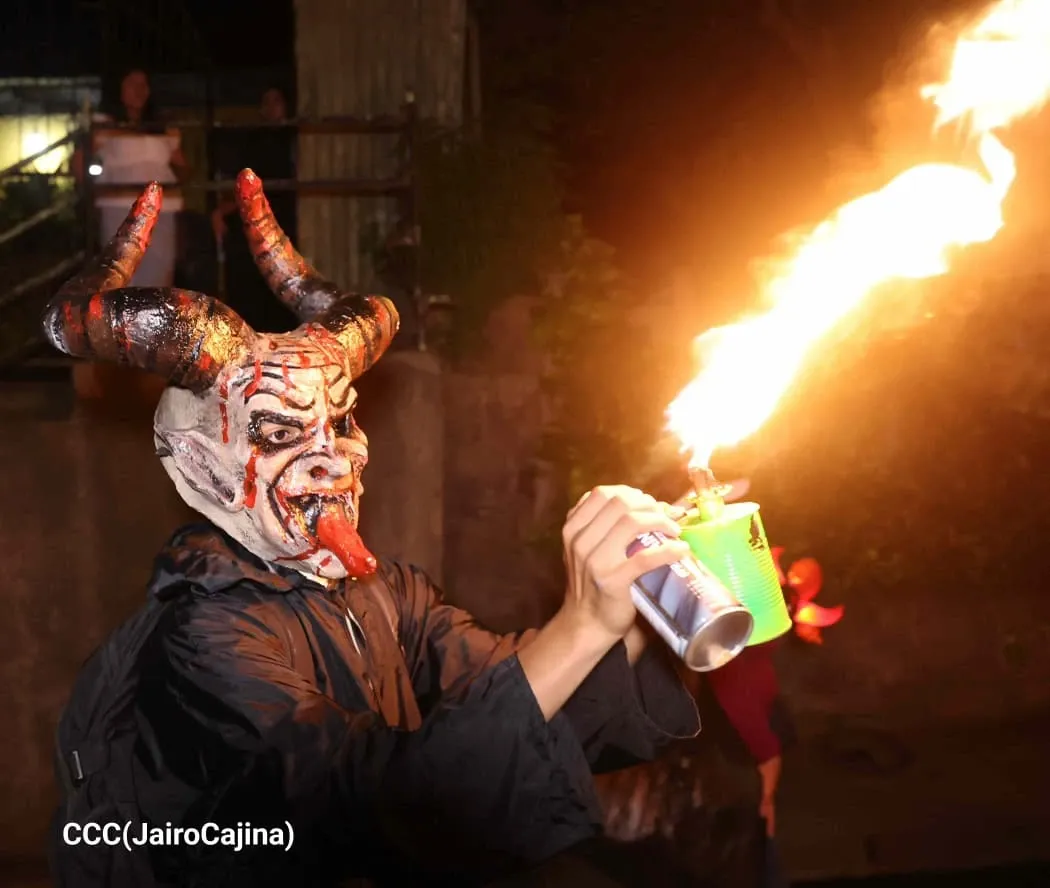Los Agüizotes recorren Masaya en una noche de cultura y tradición