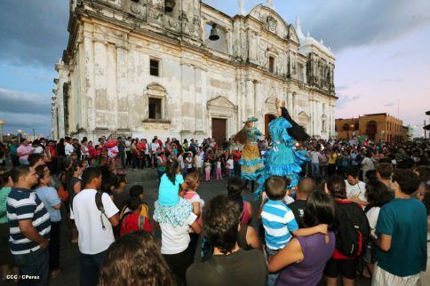 Fieles leoneses celebran 67 años de la Gritería Chiquita