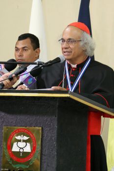 UCC otorga Doctorado Honoris Causa a Cardenal Brenes