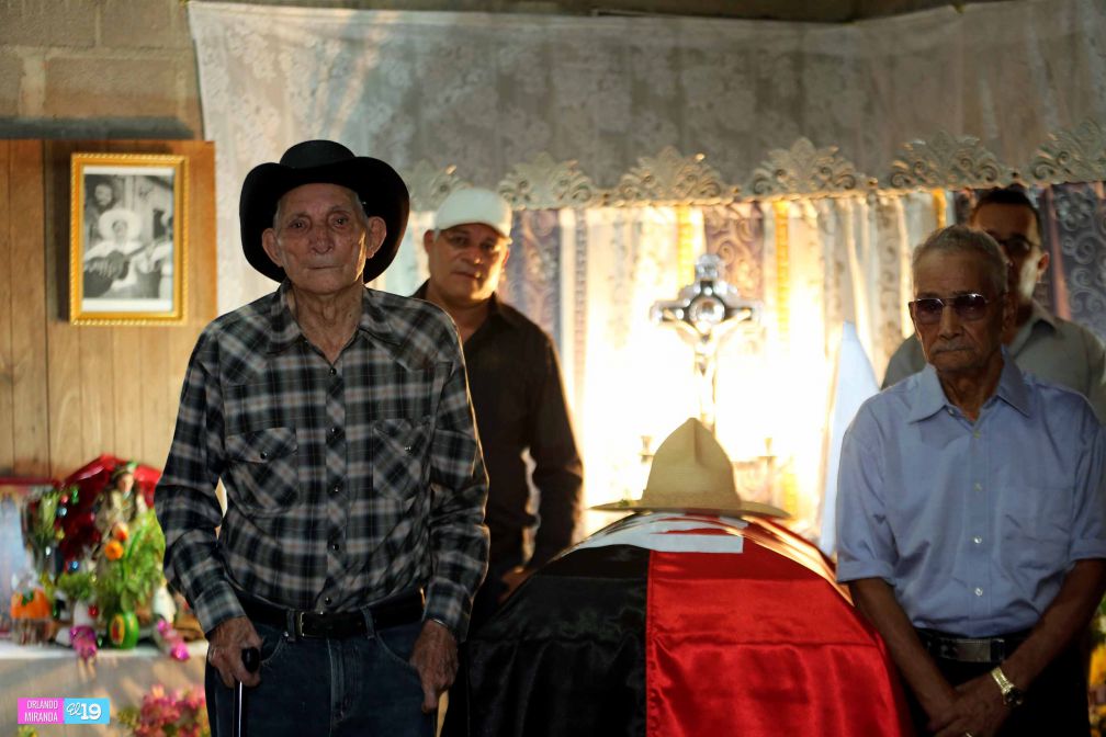Artistas, familiares y amigos abrazan el trascendente legado de Don Felipe Urrutia