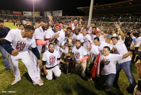 Indios del Bóer se coronan campeones de la LNBP 2015