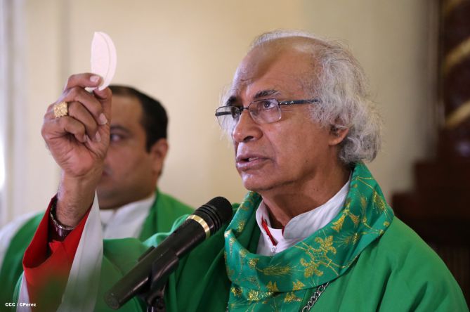Cardenal Brenes celebra histórica misa en Achuapa