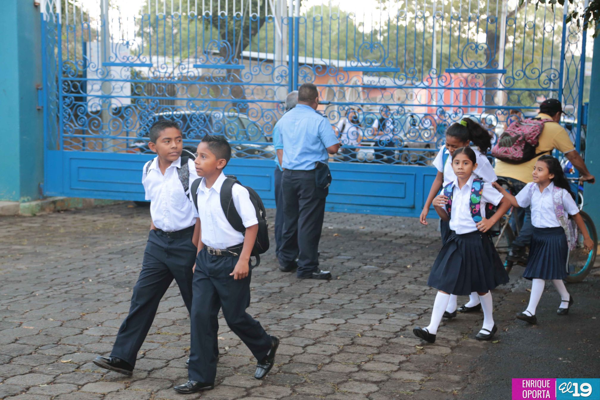 Inicio Año Escolar 2015 en Instituto Rigoberto López Pérez