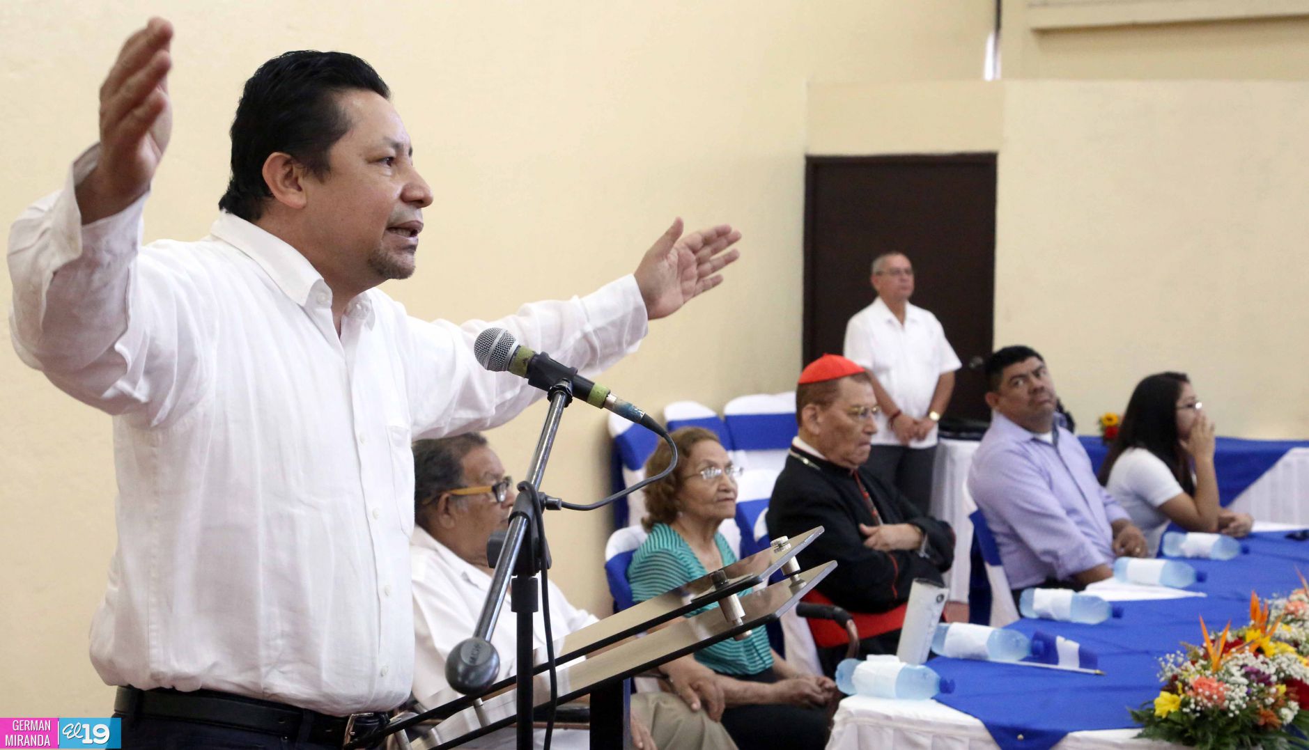 Acto Oficial de Inicio de Clases en Instituto Elvis Díaz