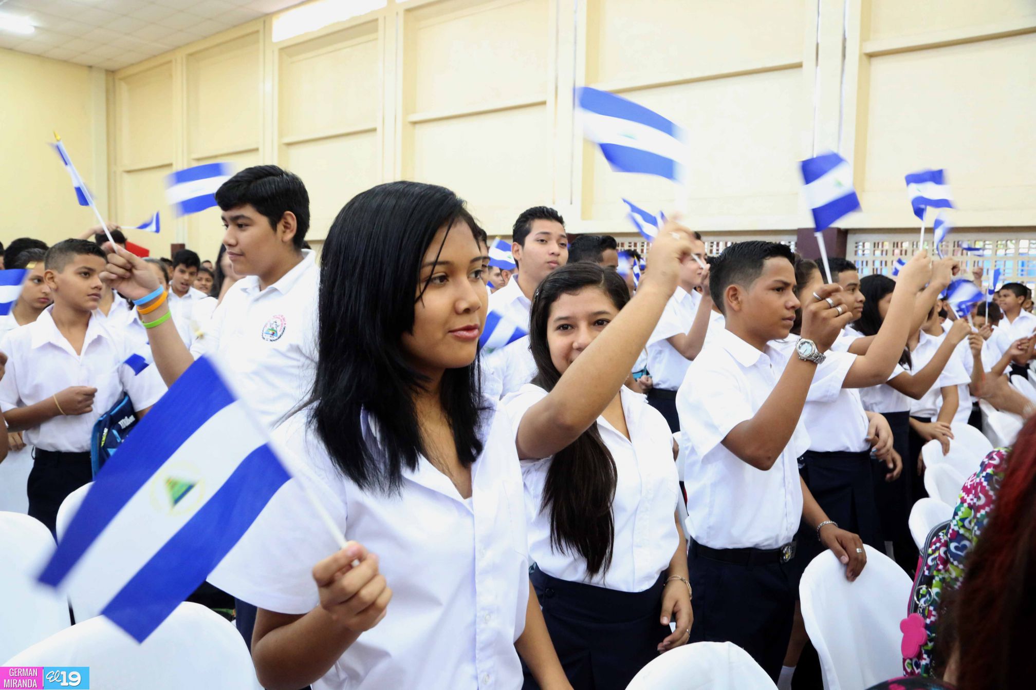 Acto Oficial de Inicio de Clases en Instituto Elvis Díaz