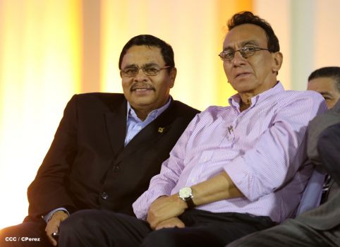 Daniel y Rosario conmemoran 81 Aniversario del Tránsito a la Inmortalidad de Sandino