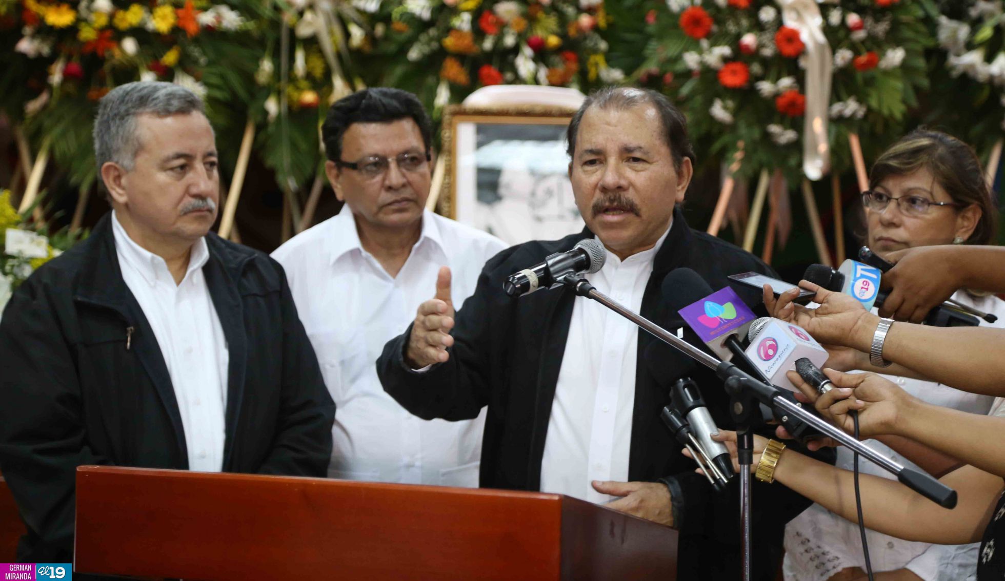 Presidente Daniel rinde homenaje póstumo al Rector Elmer Cisneros