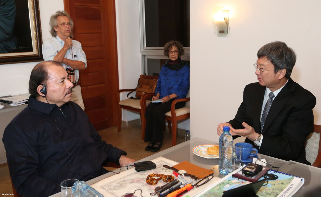 Presidente Daniel sostiene encuentro con delegación del FMI