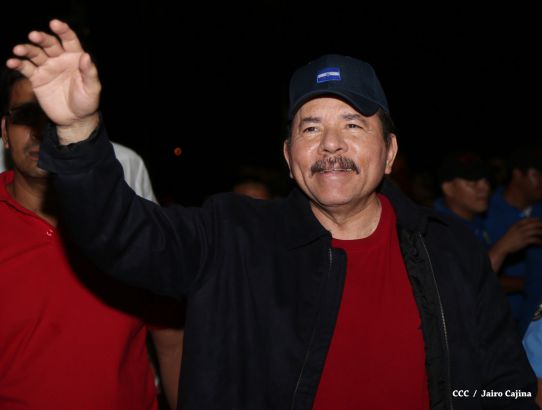 Daniel inaugura Estadio de Béisbol Infantil “Hugo Chávez Frías”