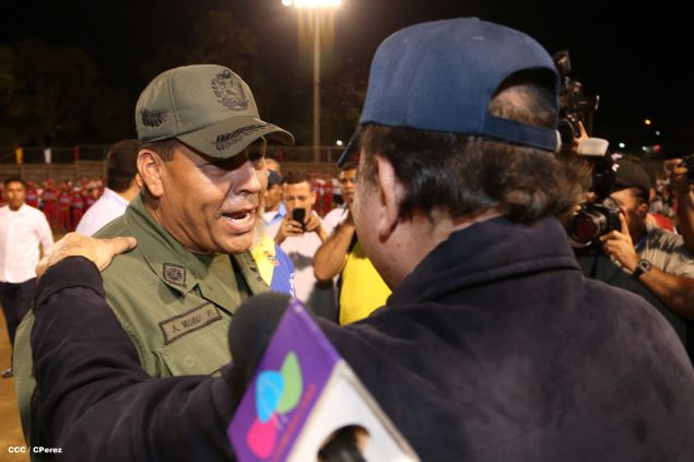 Daniel inaugura Estadio de Béisbol Infantil “Hugo Chávez Frías”