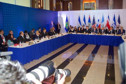 Presidente Daniel participa en reunión del SICA con Obama previo a Cumbre de las Américas