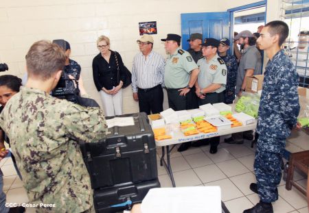 Brigada Humanitaria del USNS Confort atiende a comunidades del Caribe