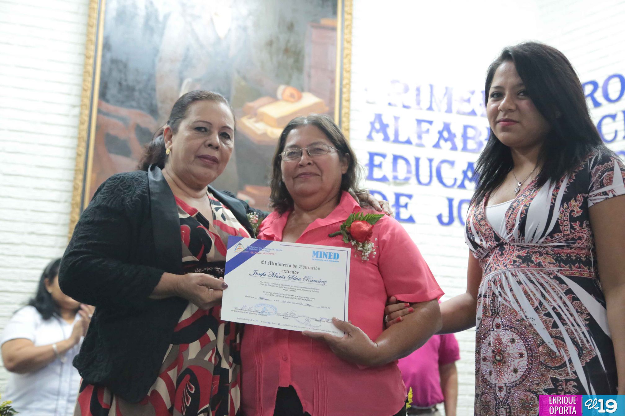 17 jóvenes y adultos trabajadores de ALMA son alfabetizados y culminan sus estudios de primaria