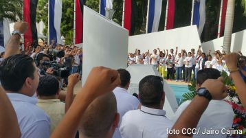 Rinden homenaje al Comandante Carlos Fonseca Amador en su 79 Aniversario de su Natalicio