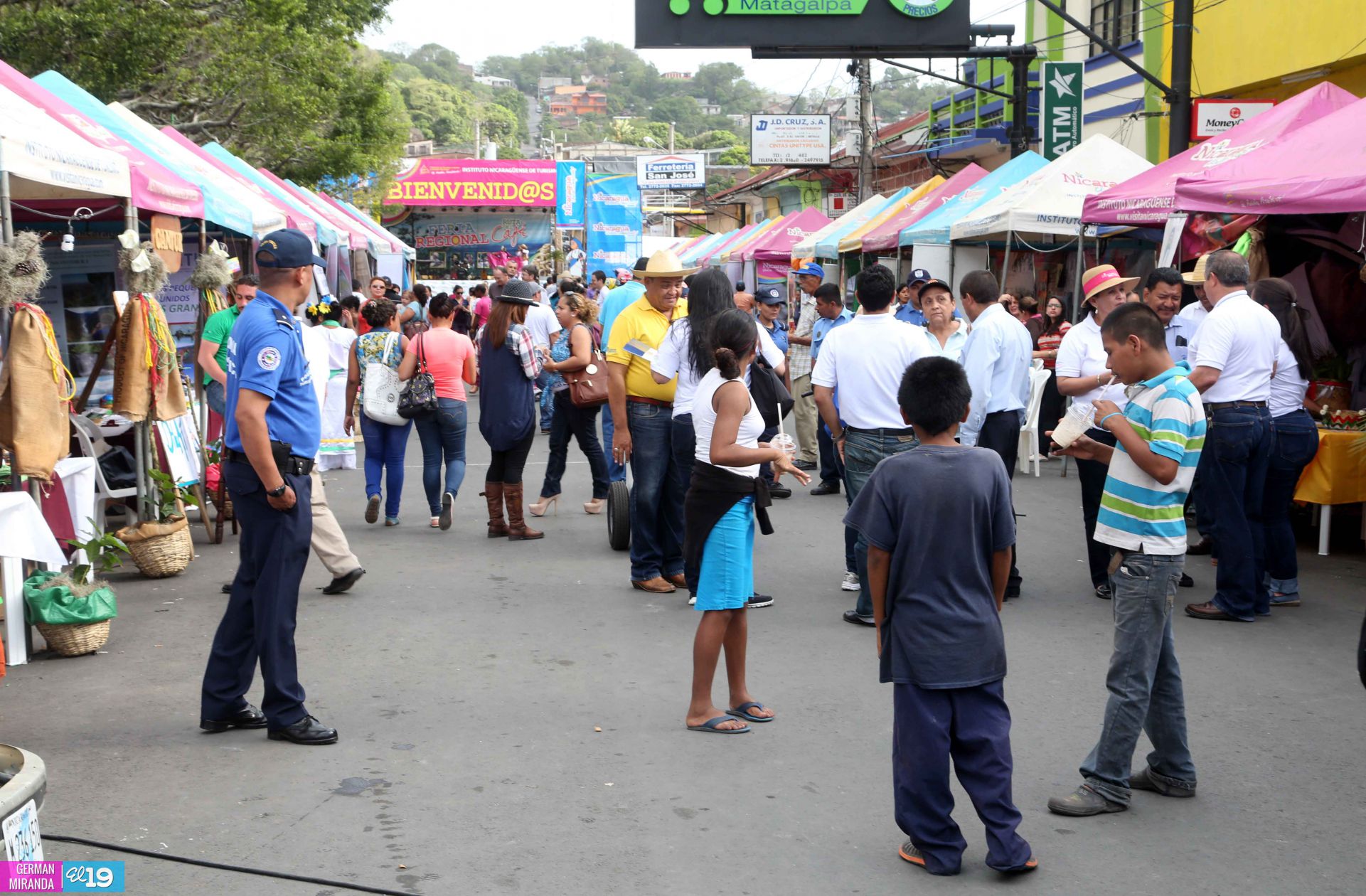 Inauguran feria regional de la Ruta del Café