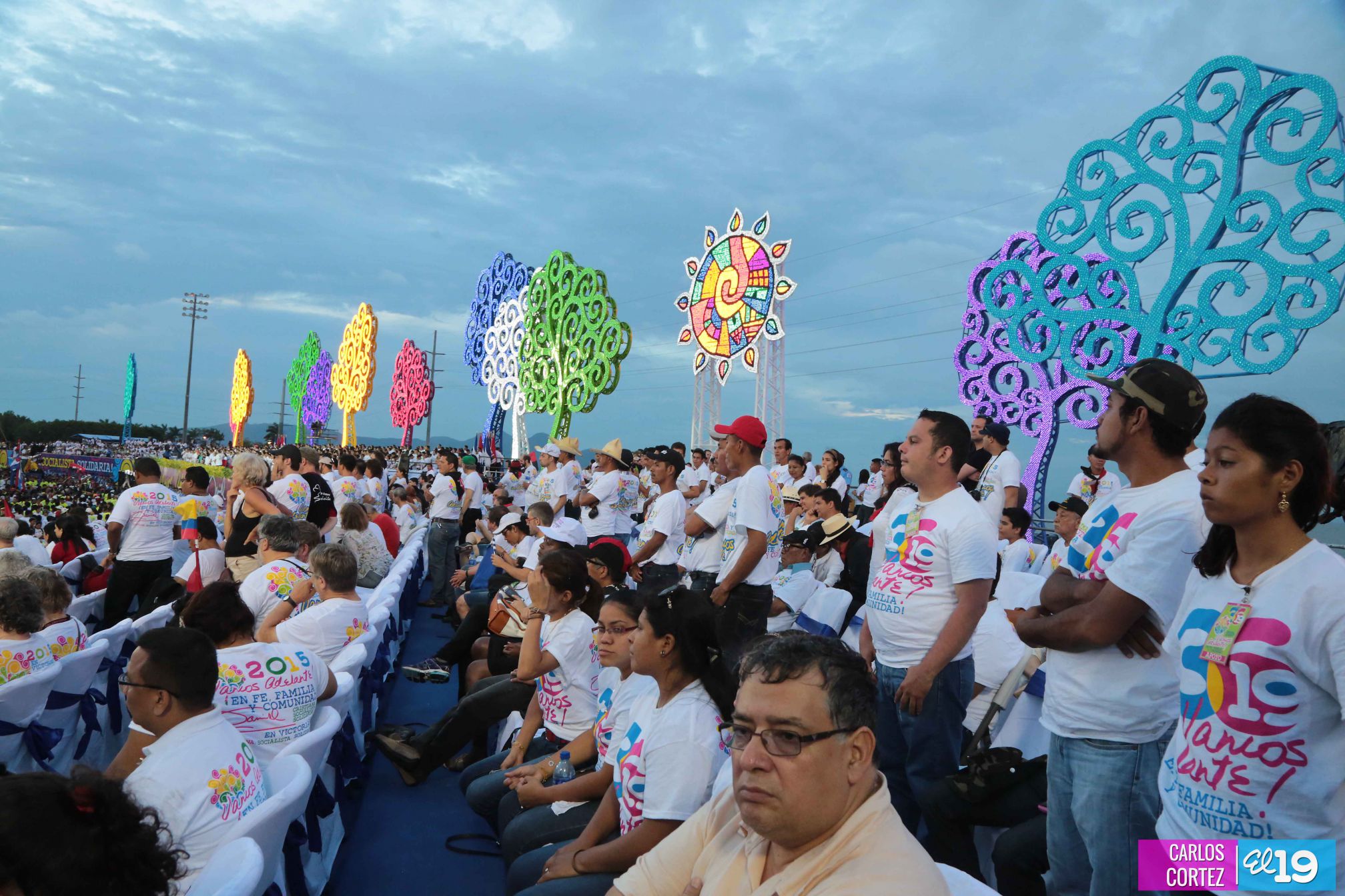 Más fotografías de la celebración del 36/19 