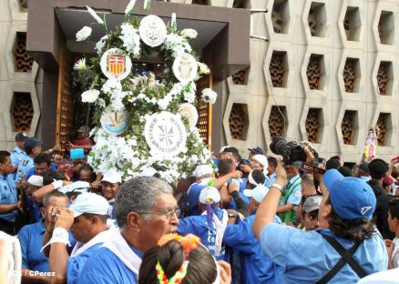 Santo Domingo de Guzmán rumbo a su morada en Las Sierritas
