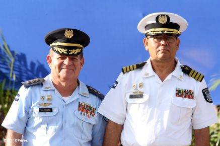 Desfile militar Pueblo-Ejército en Plaza de la Fé "Juan Pablo II"