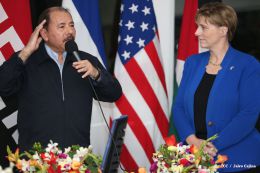 Daniel y Rosario reciben cartas credenciales de embajadores de Chile, Francia, EEUU y Palestina