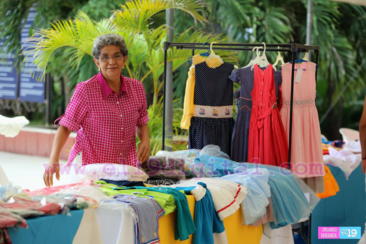 Protagonistas del sector textil vestuario reconocen apoyo del gobierno a sus talleres y pequeños negocios