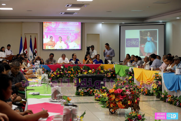 Protagonistas del sector textil vestuario reconocen apoyo del gobierno a sus talleres y pequeños negocios