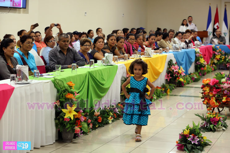 Protagonistas del sector textil vestuario reconocen apoyo del gobierno a sus talleres y pequeños negocios