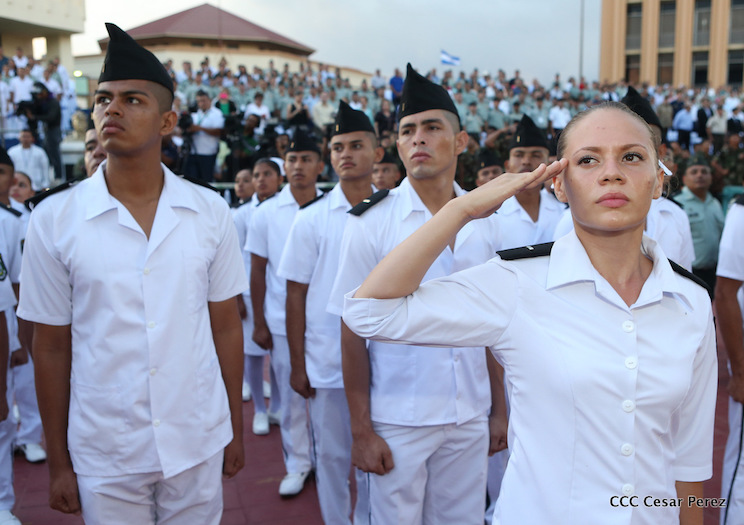Daniel y Rosario conmemoran 49 aniversario de Pancas&aacute;n y 37 aniversario del Cuerpo M&eacute;dico Militar