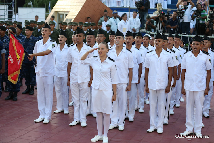 Daniel y Rosario conmemoran 49 aniversario de Pancas&aacute;n y 37 aniversario del Cuerpo M&eacute;dico Militar
