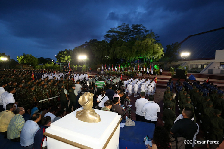 Daniel y Rosario conmemoran 49 aniversario de Pancas&aacute;n y 37 aniversario del Cuerpo M&eacute;dico Militar