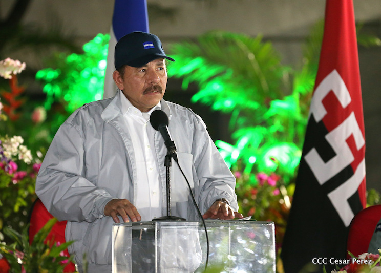 Daniel y Rosario conmemoran 49 aniversario de Pancas&aacute;n y 37 aniversario del Cuerpo M&eacute;dico Militar