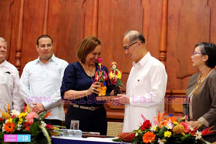Canciller de Taiw&aacute;n visita atractivos tur&iacute;sticos de Nicaragua