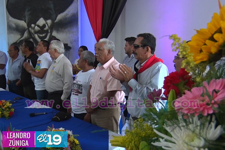 Comando Rigoberto López Pérez comparte con muchachos y muchachas de la Juventud Sandinista