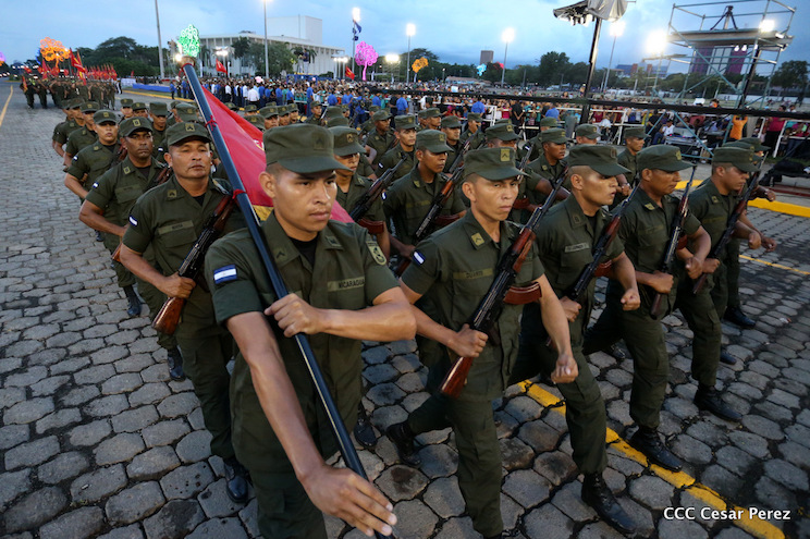 Desfile Militar 2016