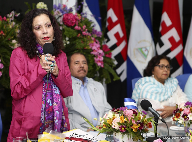 Compa&ntilde;era Rosario: Con educaci&oacute;n nos vamos liberando de la pobreza