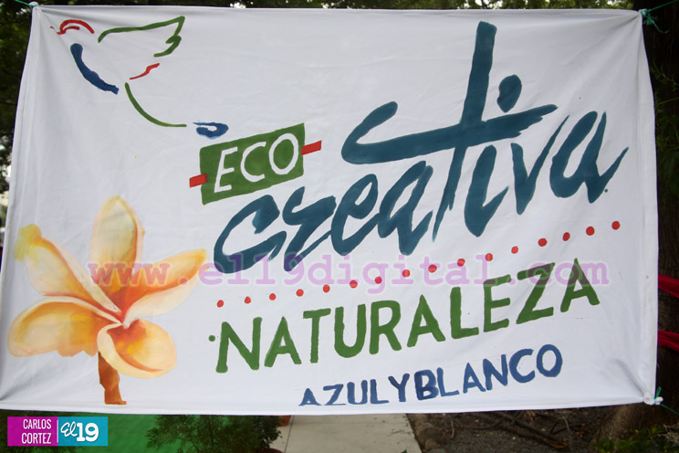 J&oacute;venes ambientalistas honran a la Madre Naturaleza en el mes de la patria