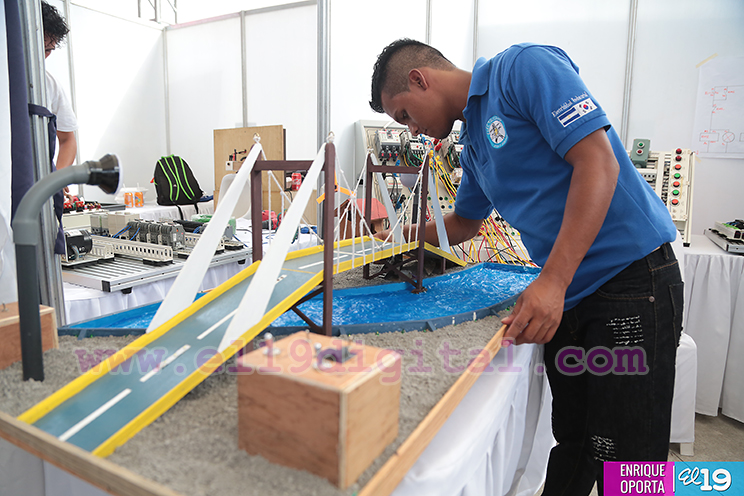 Feria Expotecnol&oacute;gica