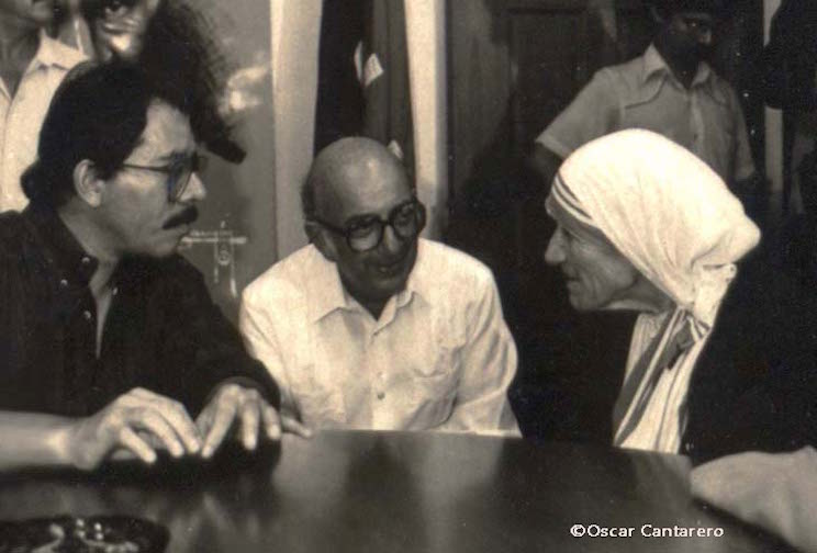 Comandante Daniel Ortega y Madre Teresa de Calcuta