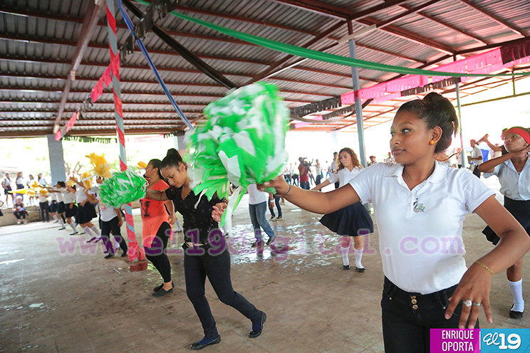 imnasia r&iacute;tmica del Colegio Miguel Bonilla