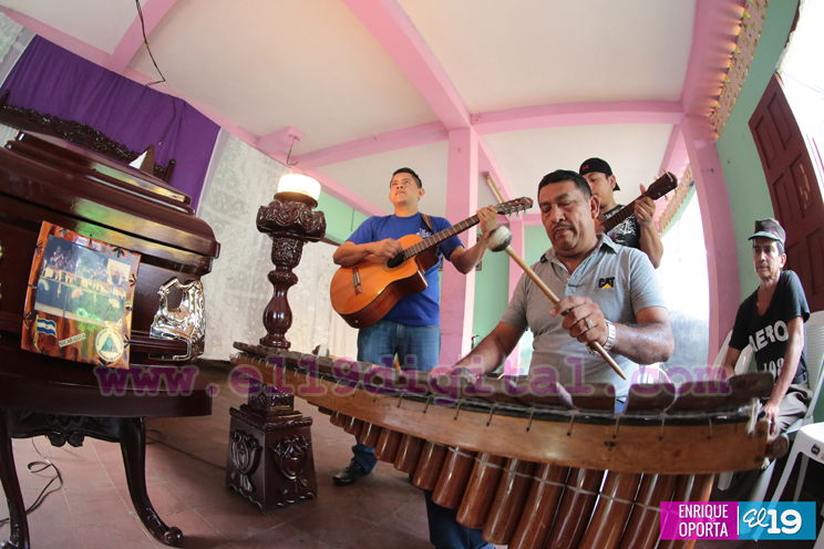 Vela Genaro Pav&oacute;n
