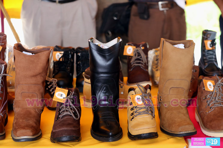 Parque de Ferias mantiene sus puertas abiertas con una variada oferta de productos