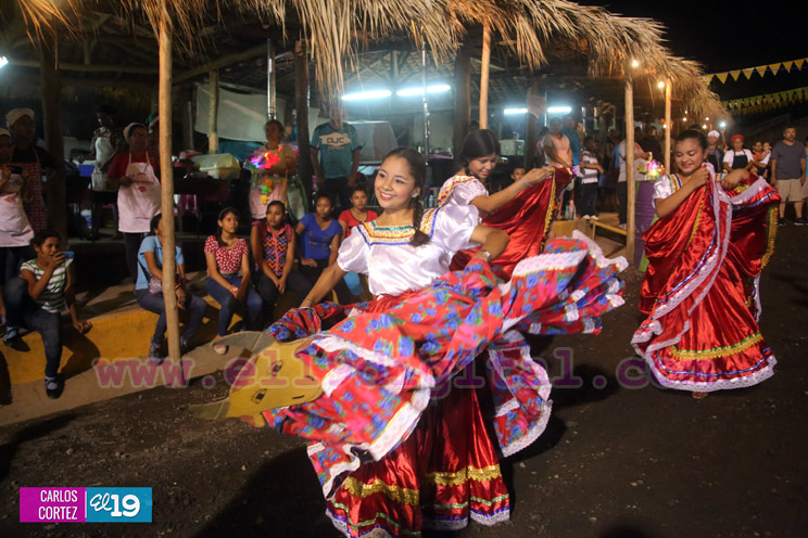 Colorido y tradici&oacute;n en la Feria Agostina del Parque Nacional de Ferias