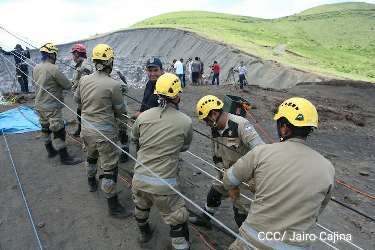 Sam Cossman concluye primer descenso a la Zona Cero del Volcán Masaya