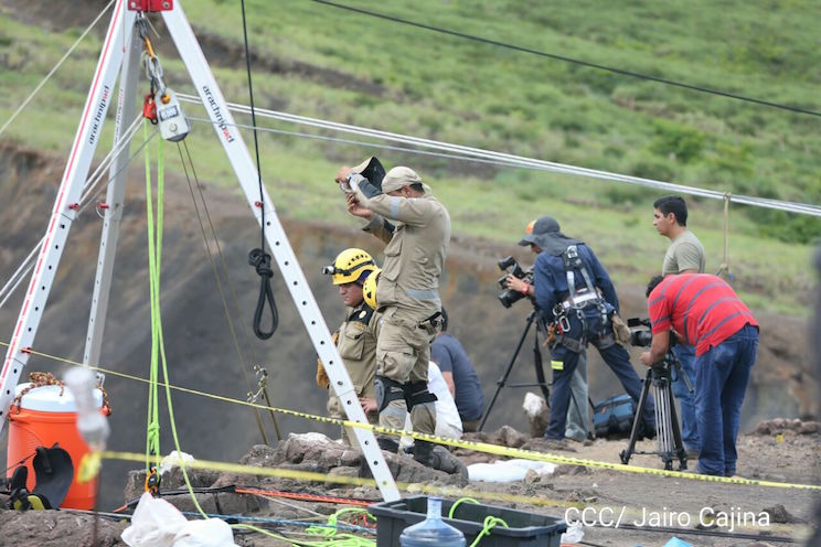 Sam Cossman concluye primer descenso a la Zona Cero del Volcán Masaya