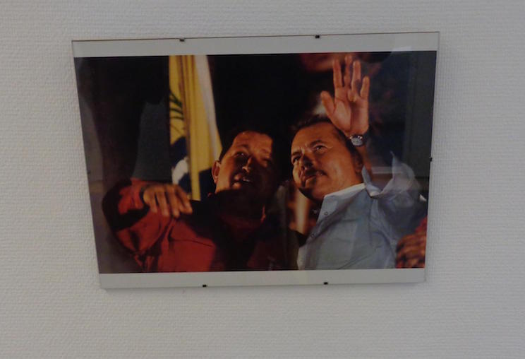 Rinden homenaje a Hugo Ch&aacute;vez en Helsinki