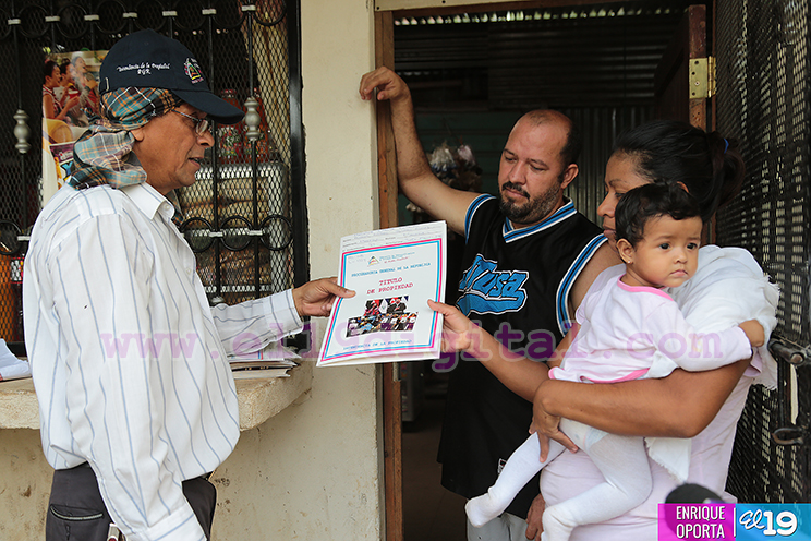 M&aacute;s t&iacute;tulos de propiedad a familias capitalinas