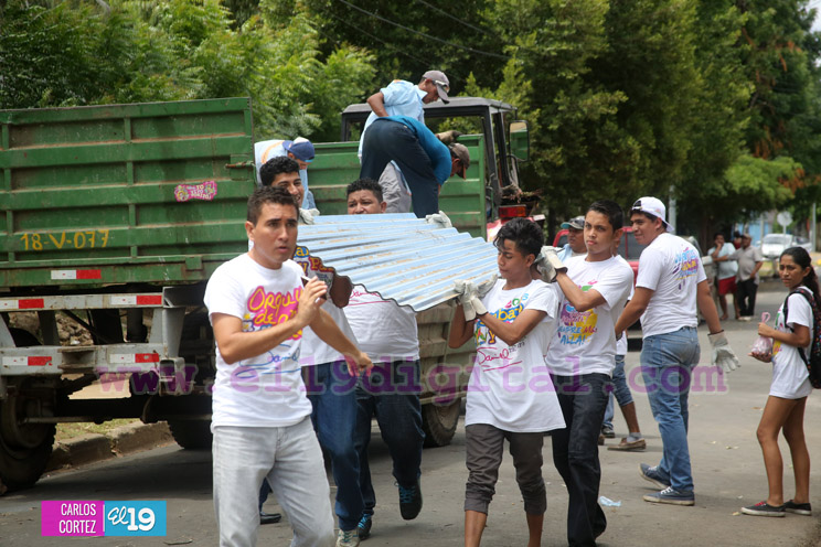 Acompa&ntilde;amiento solidario a las familias