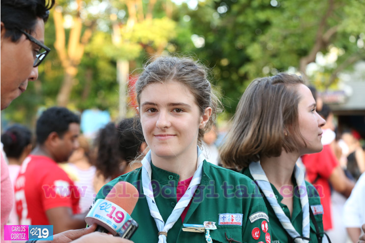 Capitalinos celebran con alegría y compromiso el Día de los Estudiantes