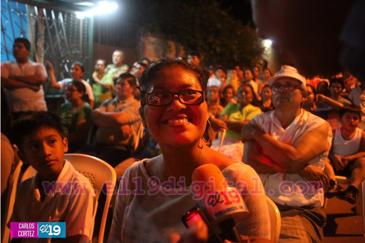 Familias celebran alegres vigilias en víspera del 19 de Julio