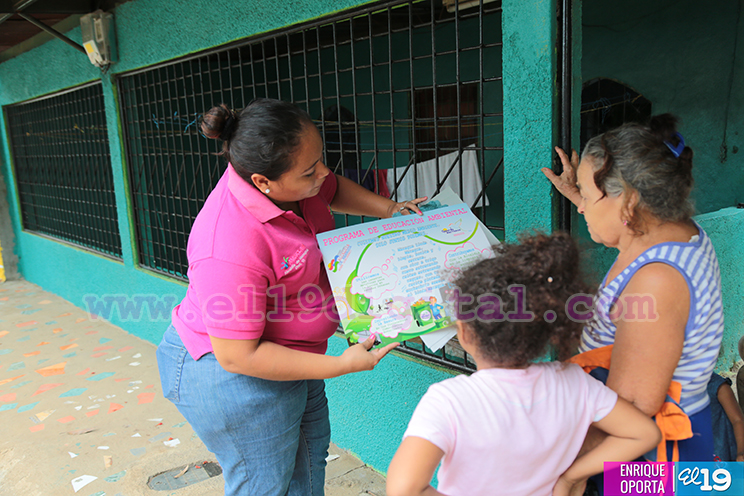 Contin&uacute;a campa&ntilde;a para mantener los barrios limpios en Managua