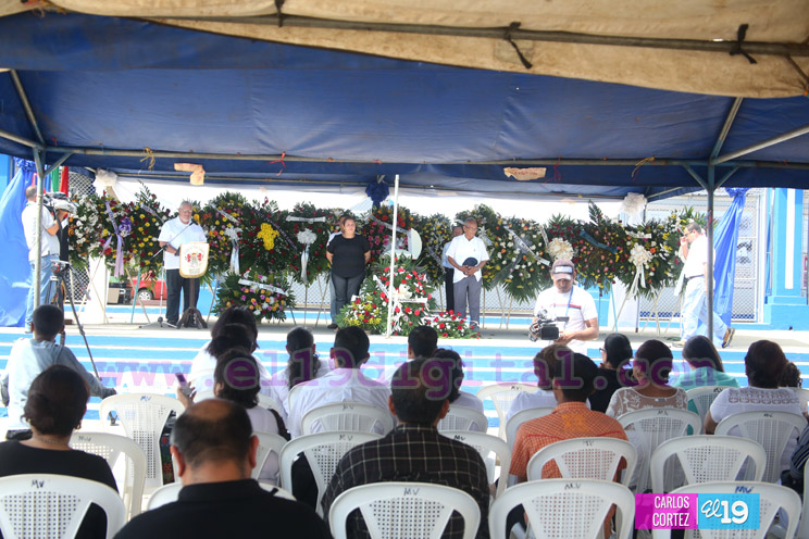 Nicaragua despide con honores al profesor Ricardo Trejos